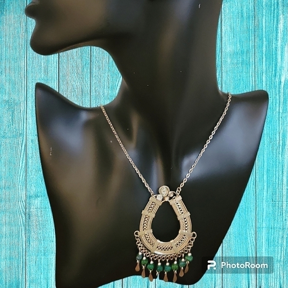 Peruvian Silver Horseshoe Malachite Fringe Lavalier Necklace